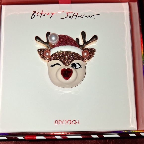 Betsey Johnson Accessories - Betsey Johnson Festive Reindeer Brooch NWT